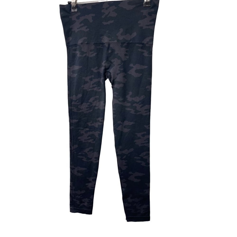 Spanx Camo Look At Me Now Seamless Leggings Medium - Picture 4 of 5